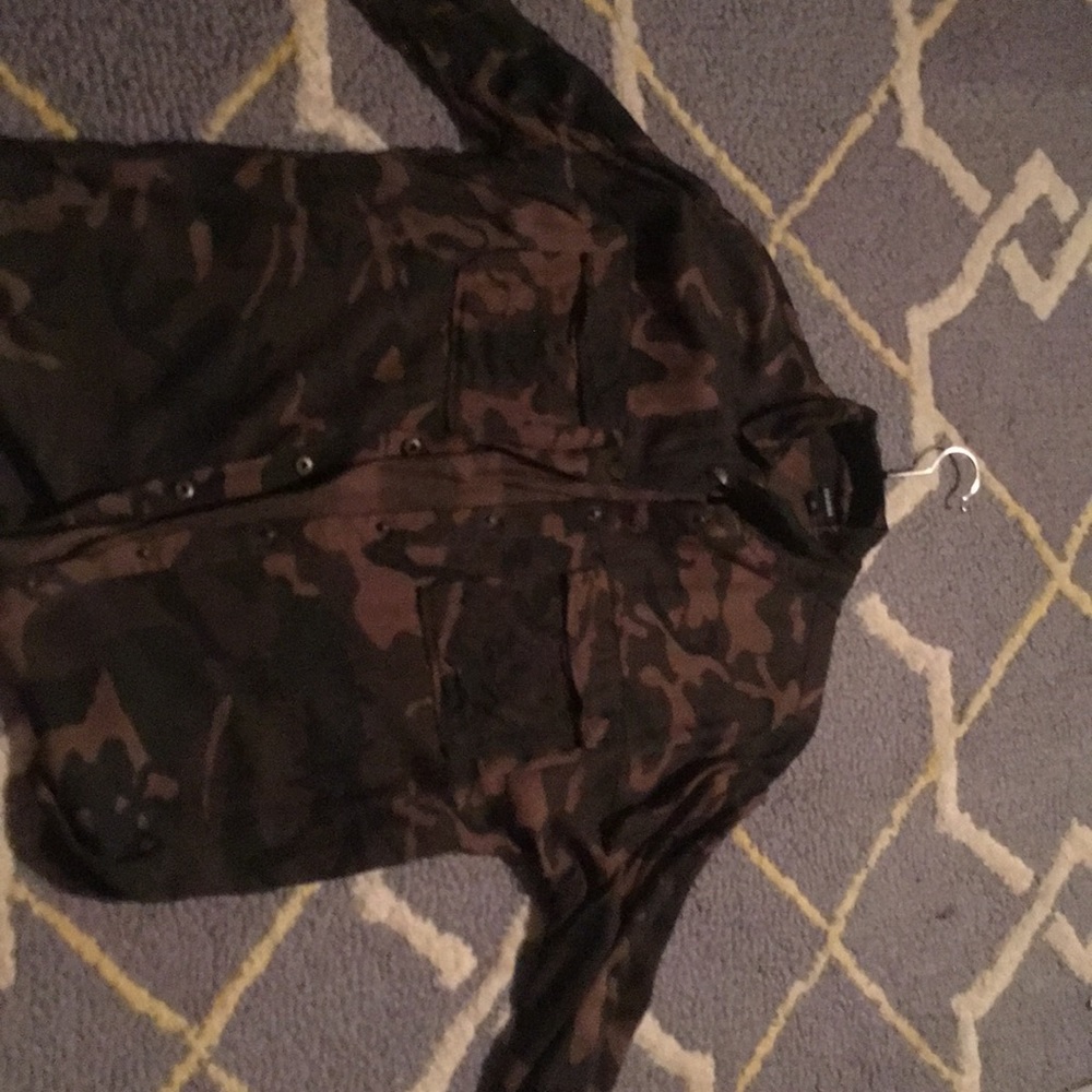Camouflage button down long sleeve
